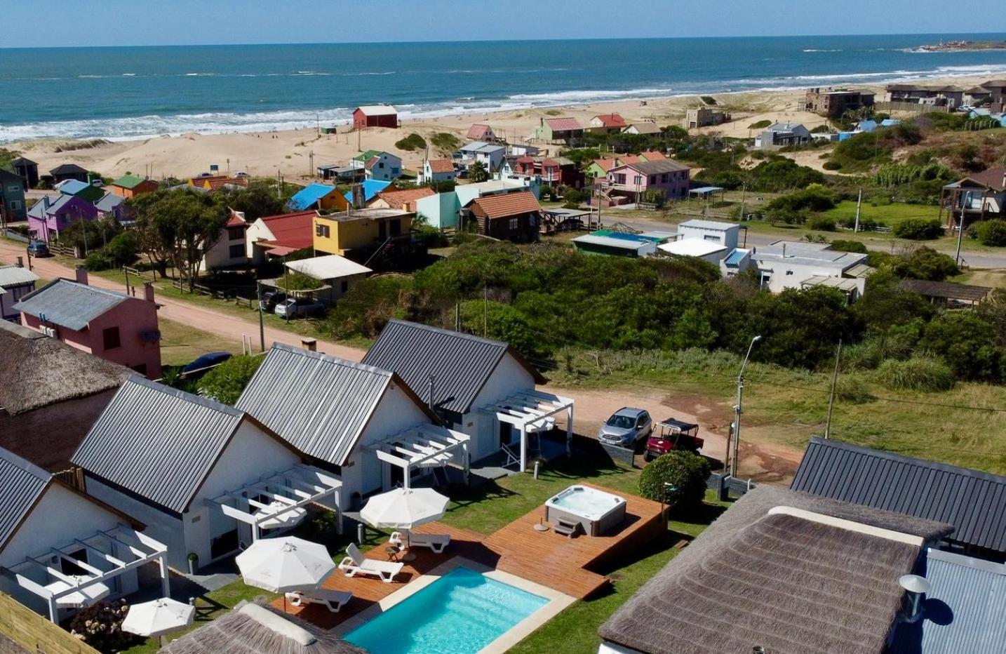 Kanaloah Lodge & Cabins Punta Del Diablo Luaran gambar